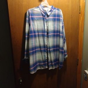 Old Navy long sleeve plaid button down